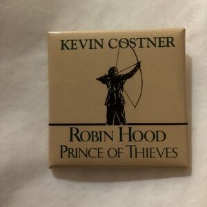 Vintage 1991 Kevin Costner Robin Hood Prince of Thieves Pin Badge Button Pinback